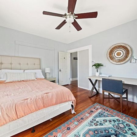 Cozy Up In 5Br Apt Near Charming Oak Square Бостон Экстерьер фото