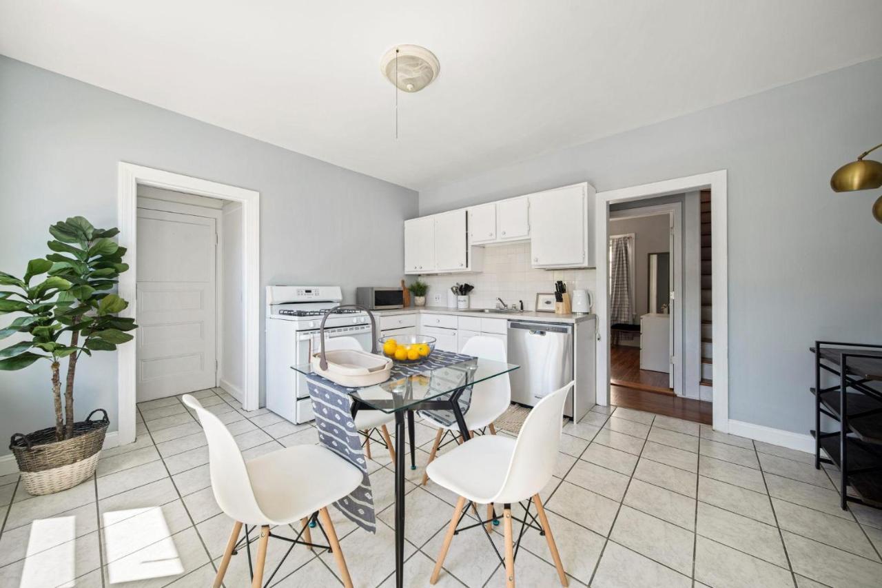 Cozy Up In 5Br Apt Near Charming Oak Square Бостон Экстерьер фото
