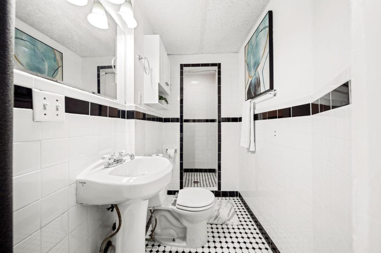 Cozy Up In 5Br Apt Near Charming Oak Square Бостон Экстерьер фото
