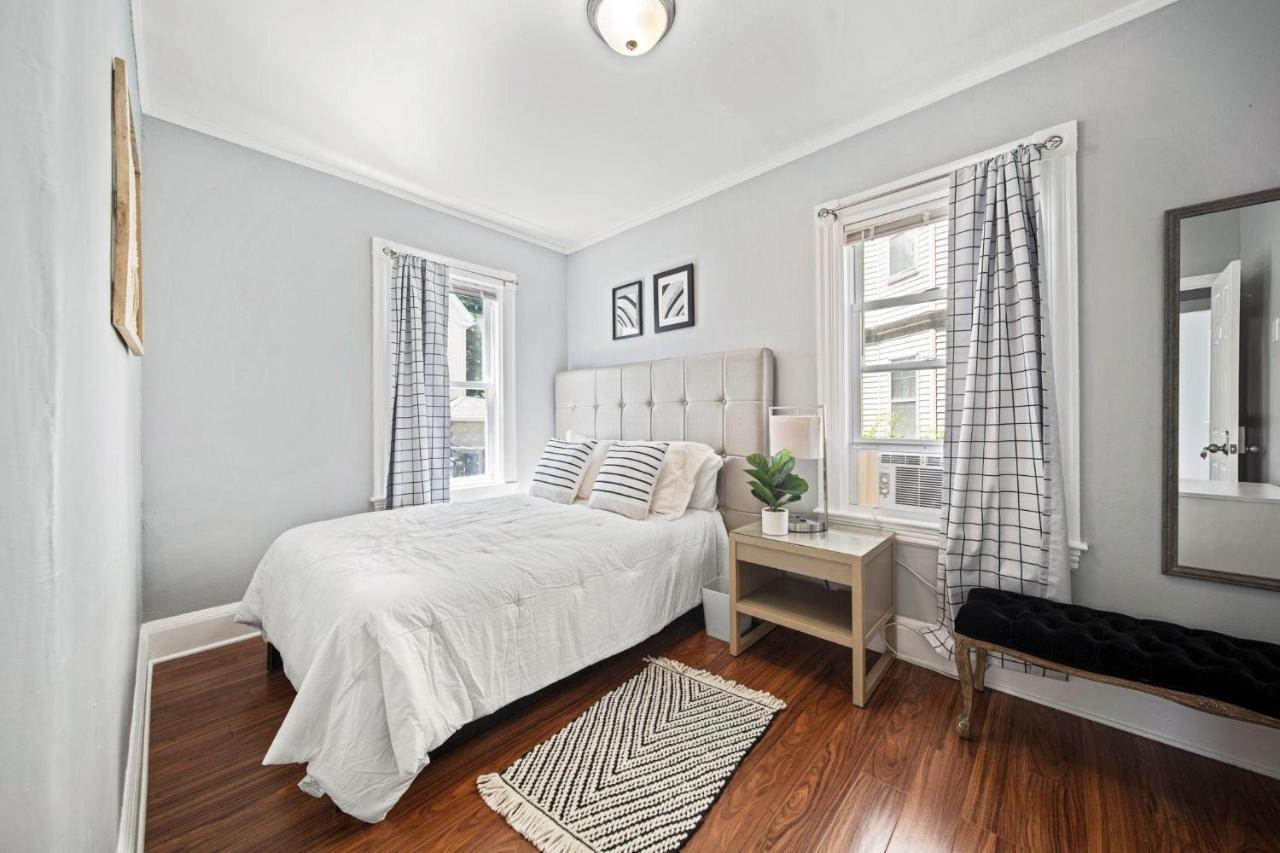 Cozy Up In 5Br Apt Near Charming Oak Square Бостон Экстерьер фото