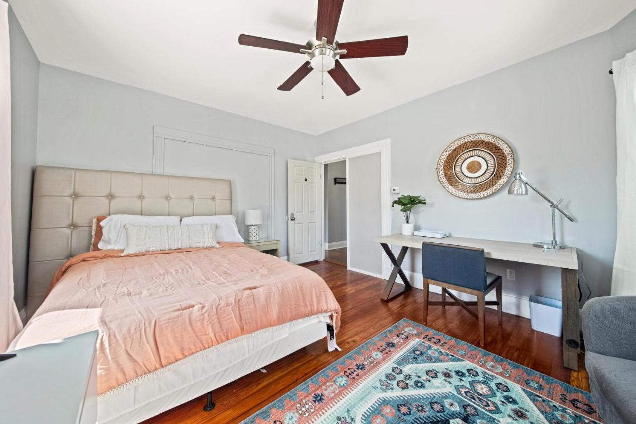 Cozy Up In 5Br Apt Near Charming Oak Square Бостон Экстерьер фото